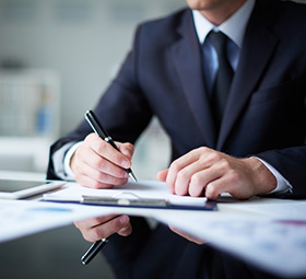 La Firma - Rivadeneira y Abogados Asociados lafirma header img
